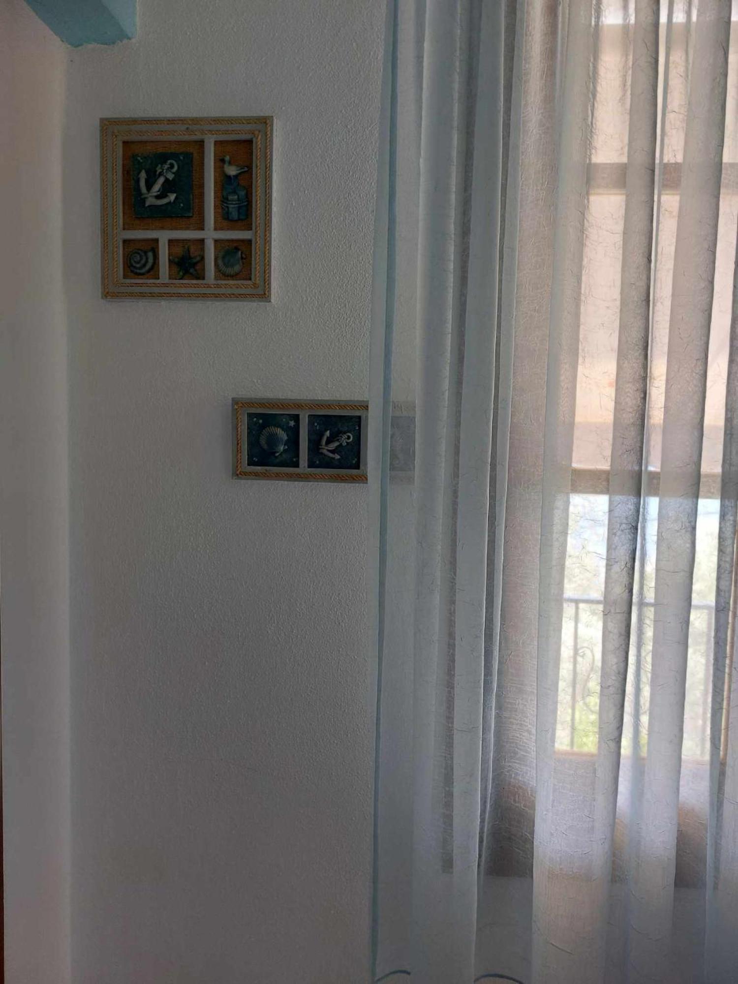 Violetta Studios & Apartments ミリナ エクステリア 写真